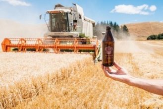 Growers and brewers come together to celebrate the New Zealand harvest